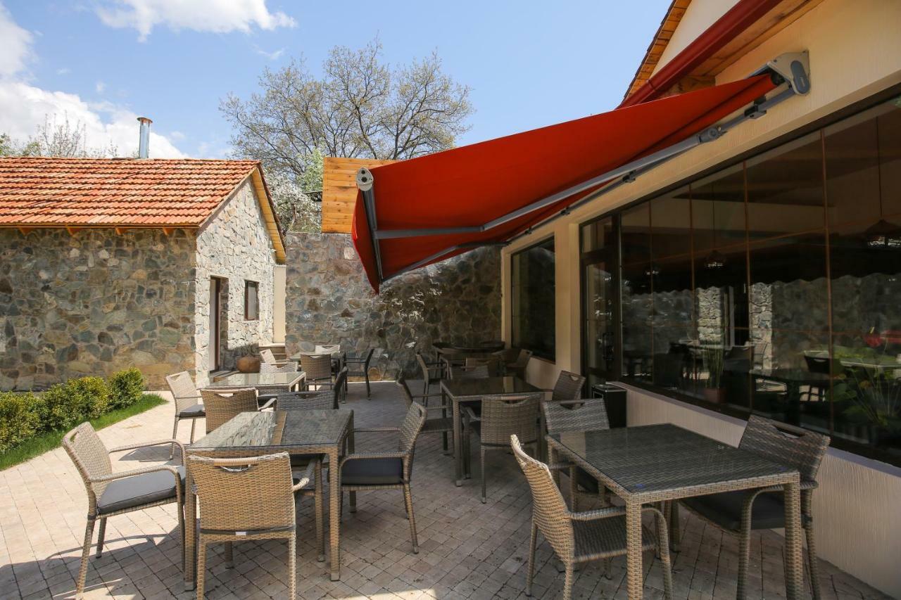 Chalet Dilijan Hotel & Restauarant Екстериор снимка