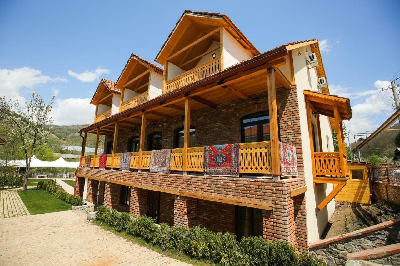 Chalet Dilijan Hotel & Restauarant Екстериор снимка