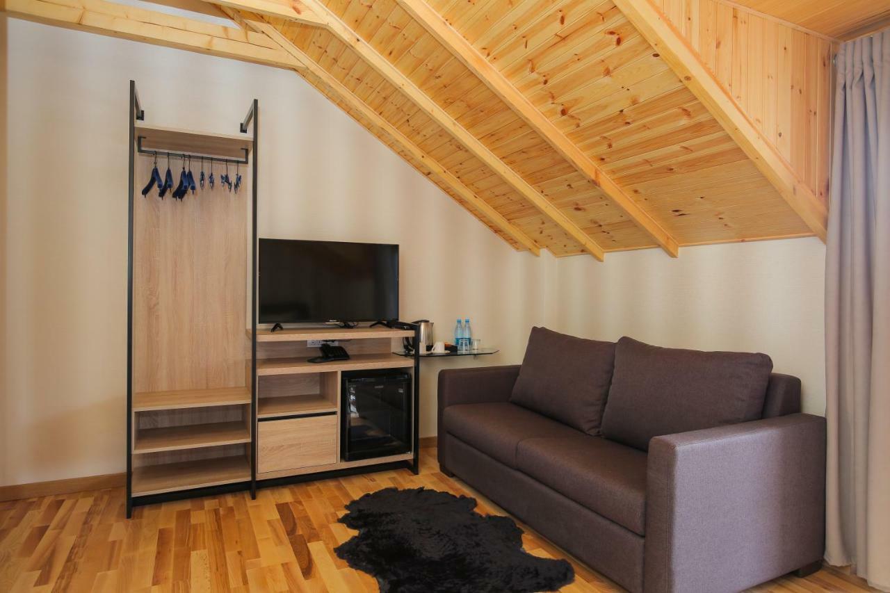 Chalet Dilijan Hotel & Restauarant Екстериор снимка