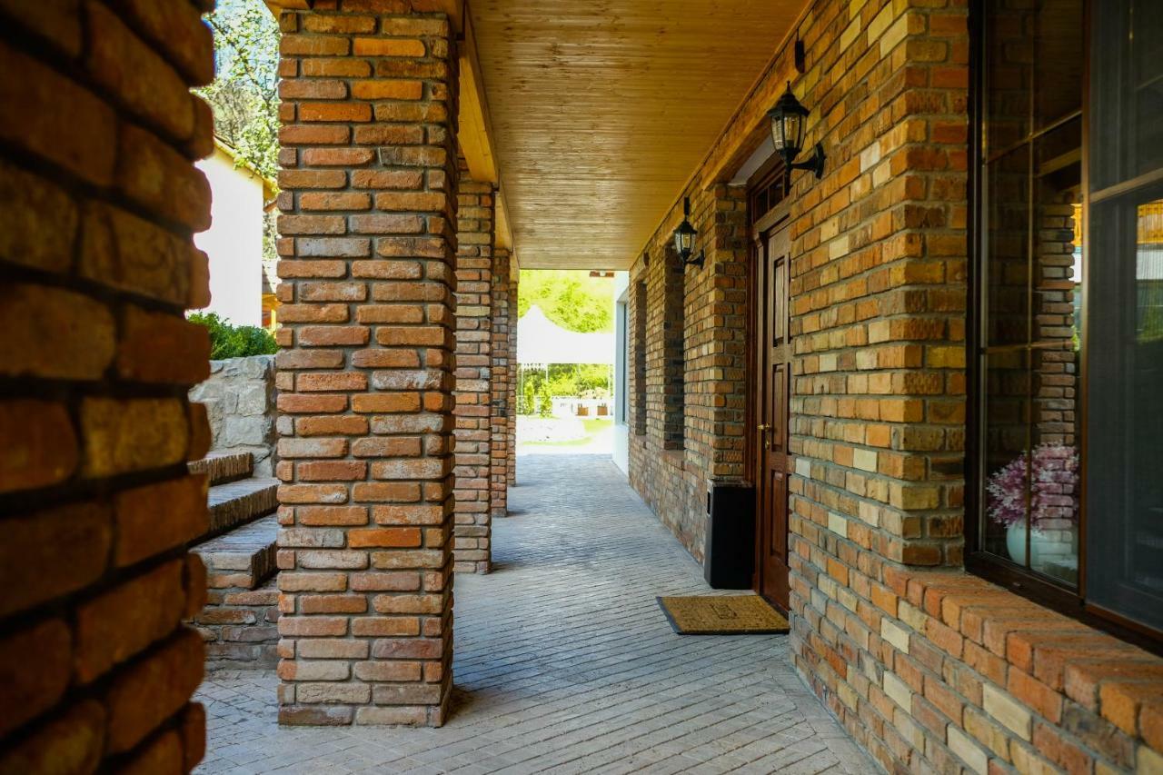Chalet Dilijan Hotel & Restauarant Екстериор снимка
